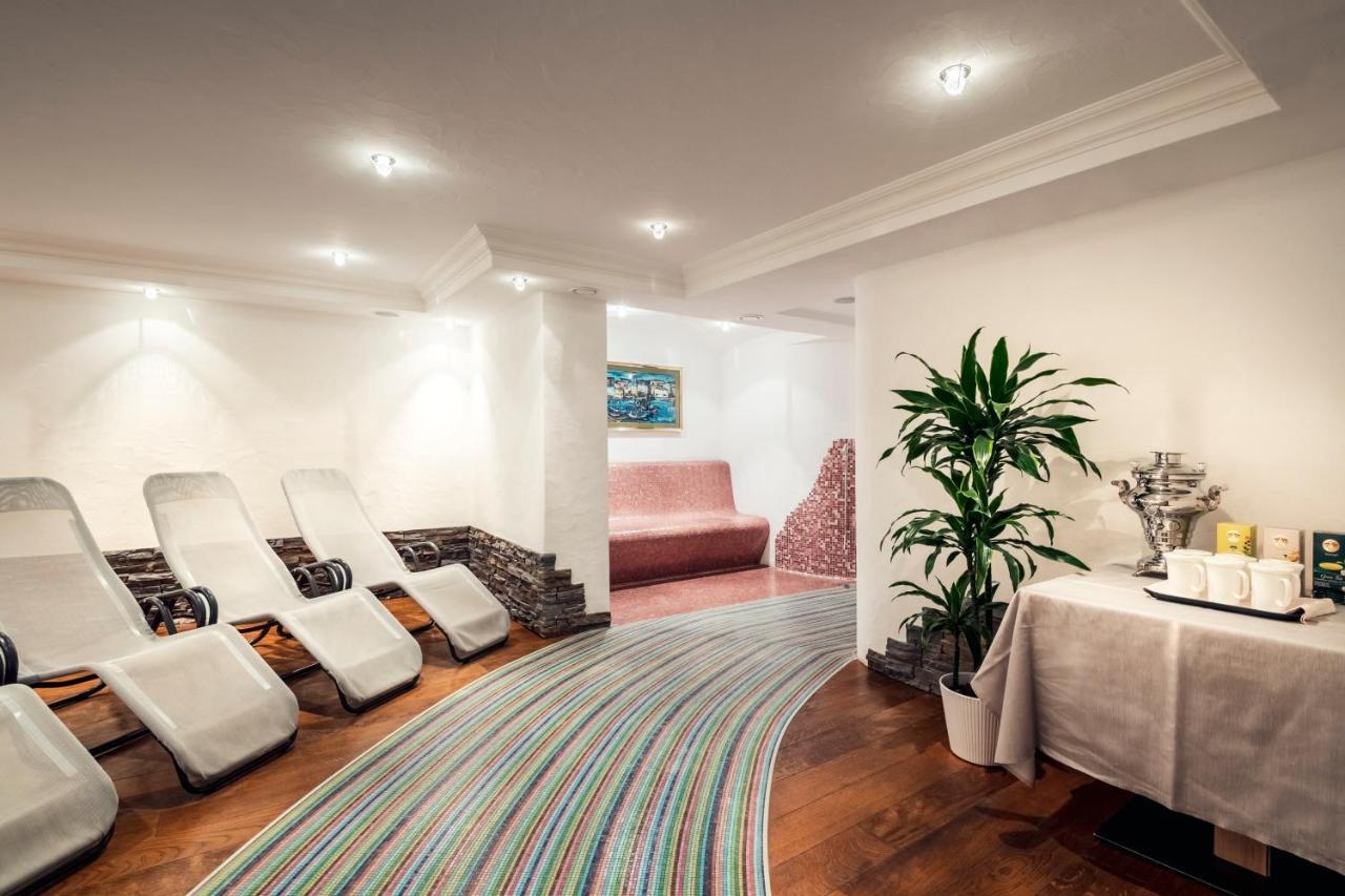 Piccolo Hotel Claudia No Pets San Vigilio Di Marebbe Ngoại thất bức ảnh